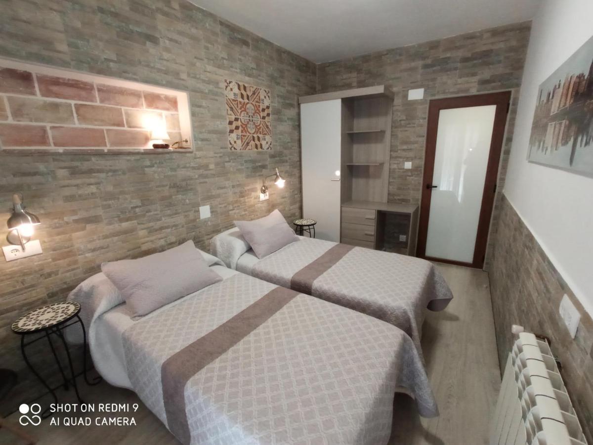 Apartamentos La Casona De Ezcaray Con Terrazas Y Patios Individuales Buitenkant foto