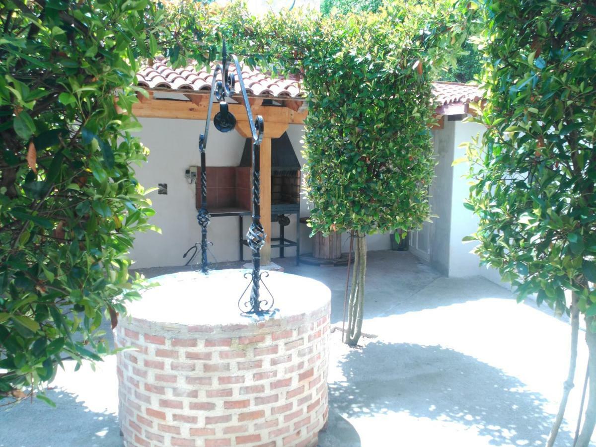 Apartamentos La Casona De Ezcaray Con Terrazas Y Patios Individuales Buitenkant foto